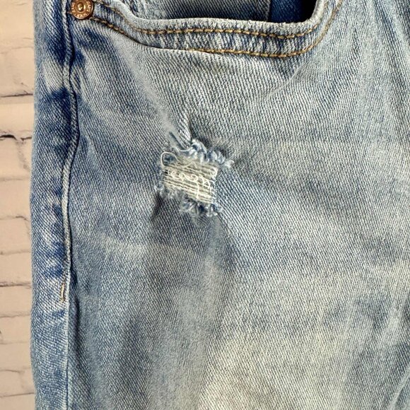 Seven7 Distressed Croopped Straight Leg Jeans Women’s Size 8 Light Wash - Picture 4 of 13